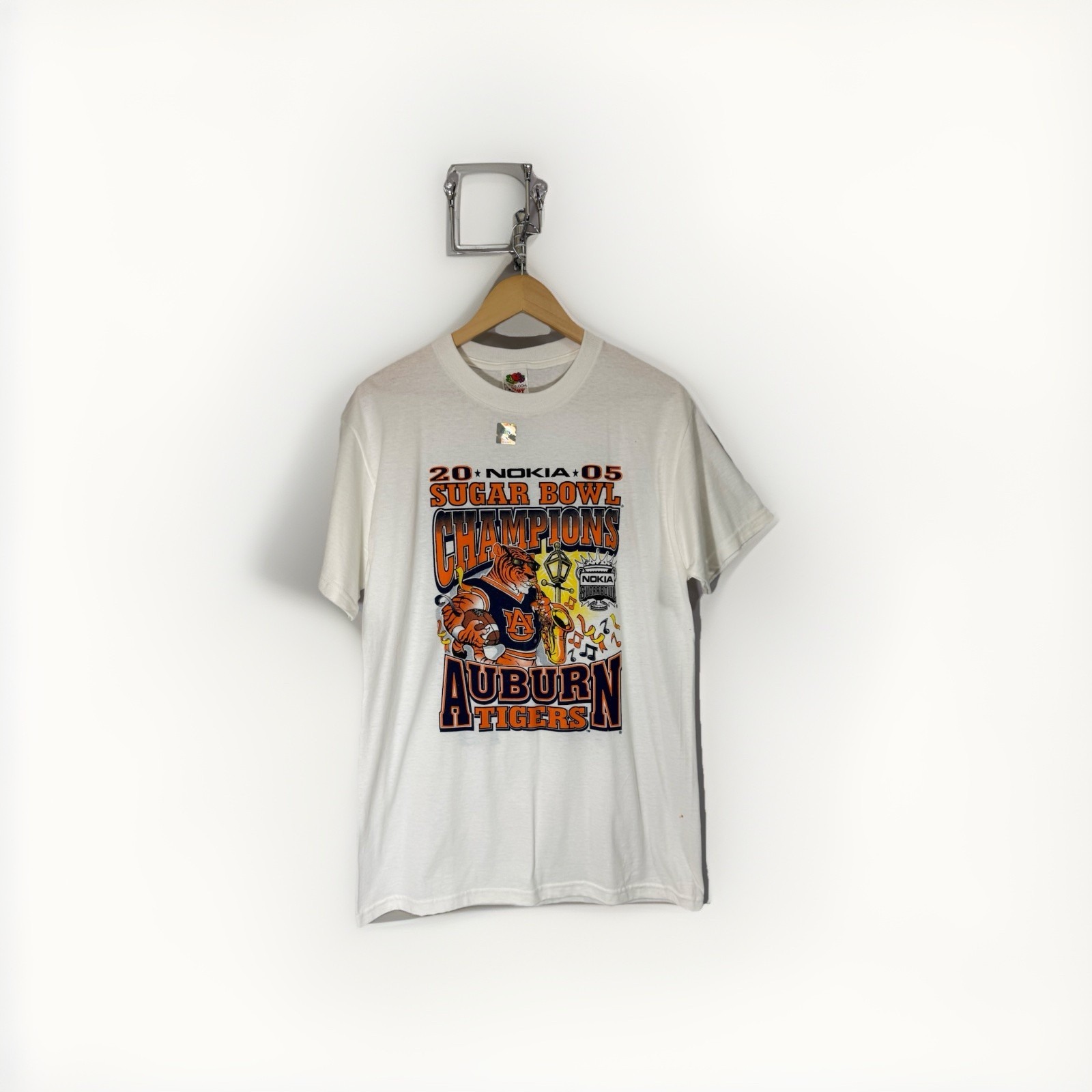 Vintage 2005 Auburn Tigers Sugar Bowl Champions TShirt Ncaa M White Football